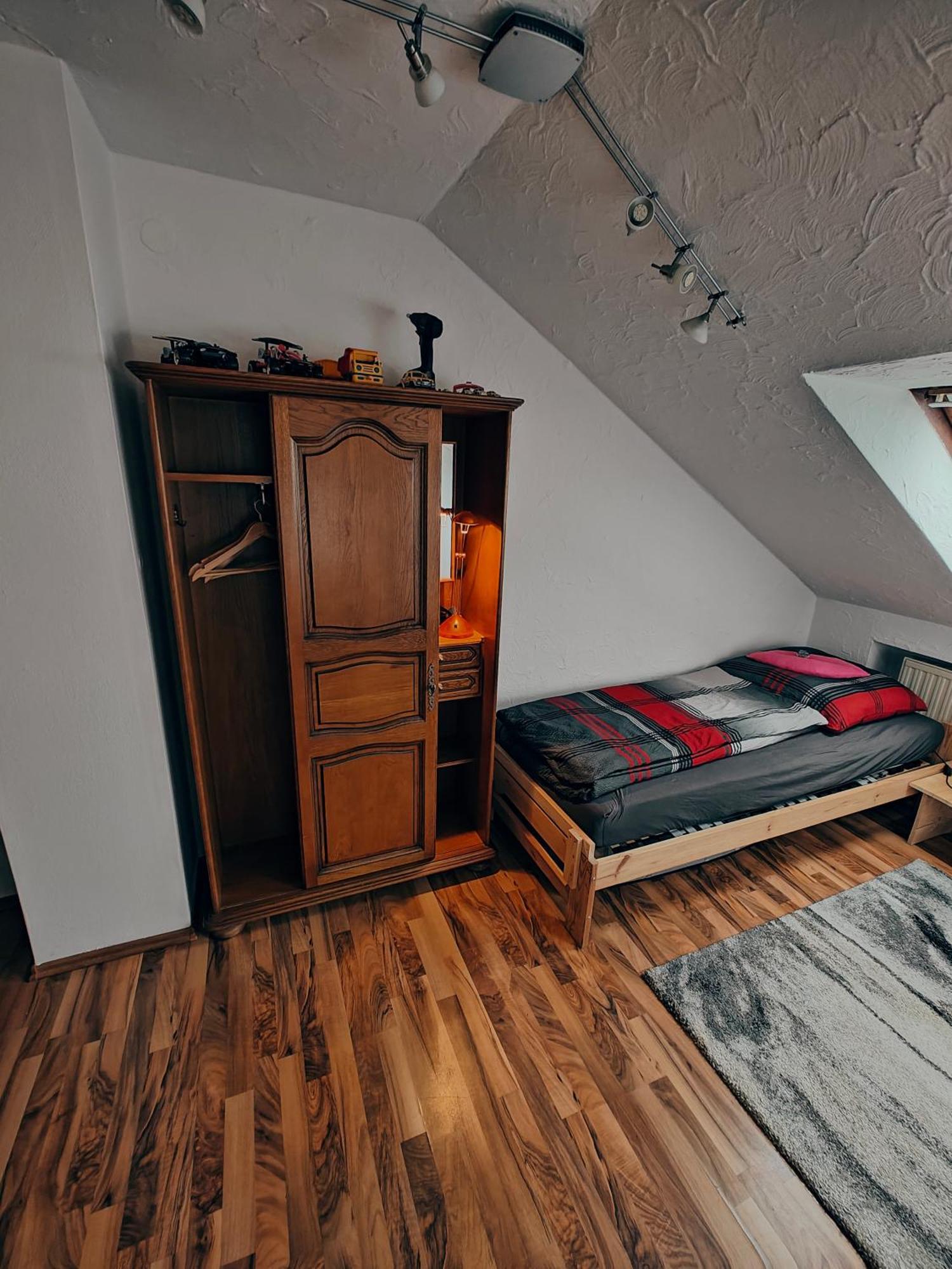 Komfort Ferienwohnung Biene Sarrebruck Exterior foto